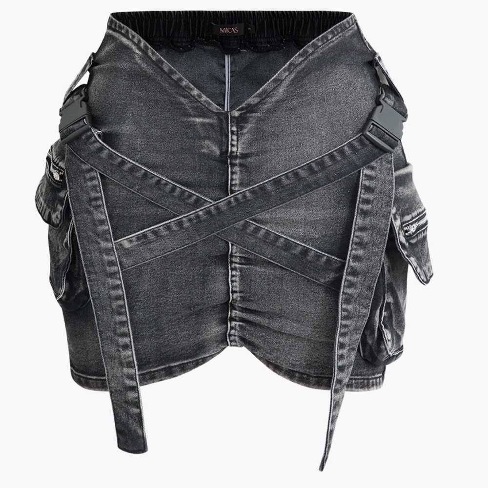 V-waist Buckle Flap Pocket Denim Cargo Skirt Size M